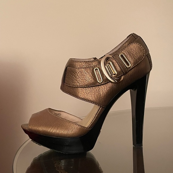 Michael Kors Heels - Picture 3 of 7
